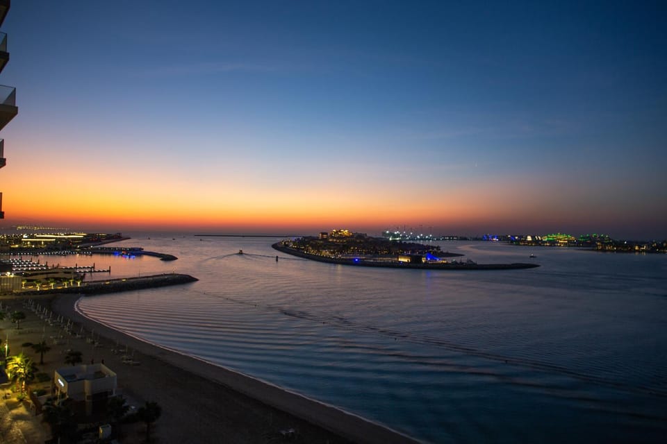 Palm View Paradise 3 bed apartment w private beach Apartment in Dubai