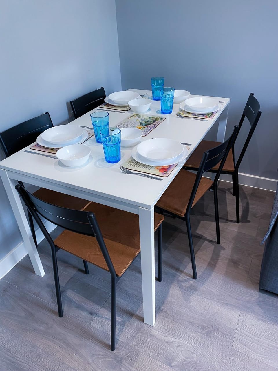 Food and drinks, Dining area, Food