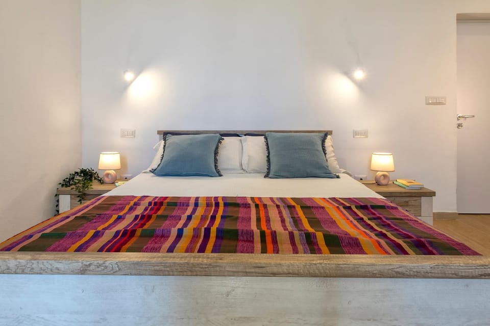 Bed, Photo of the whole room