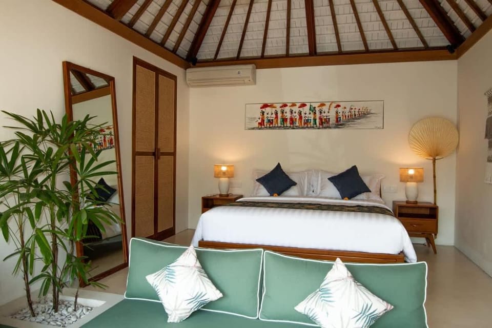 Bed, Photo of the whole room, Bedroom