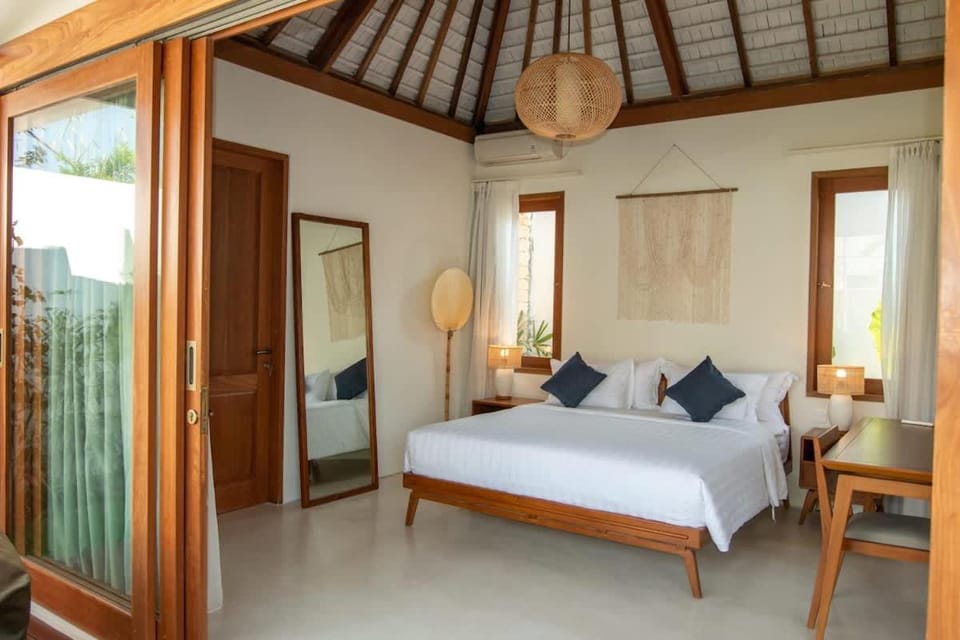 Bed, View (from property/room), Balcony/Terrace, Photo of the whole room, Bedroom