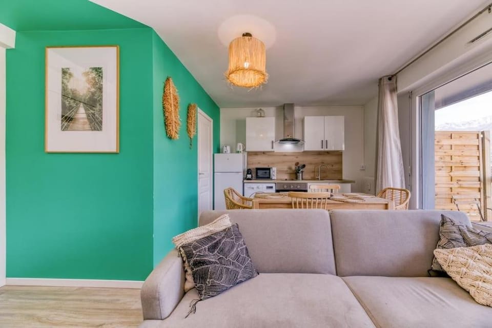 Superbe : parking gratuit + fibre wifi + balcon Apartment in Grenoble