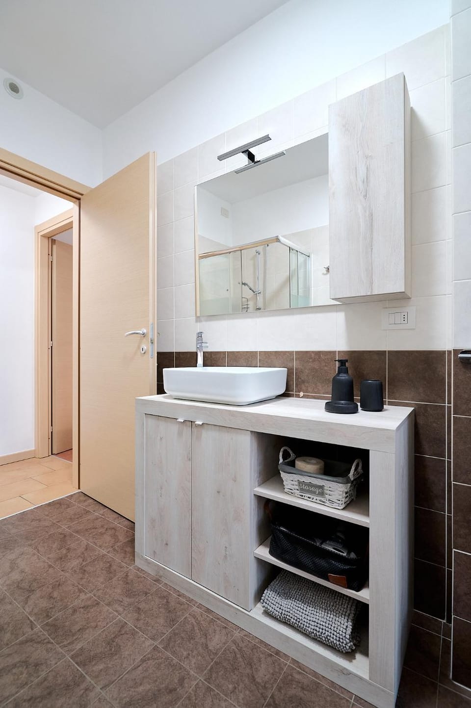Xenia Apartments - Spacious and bright new flat with garden Apartment in Milan