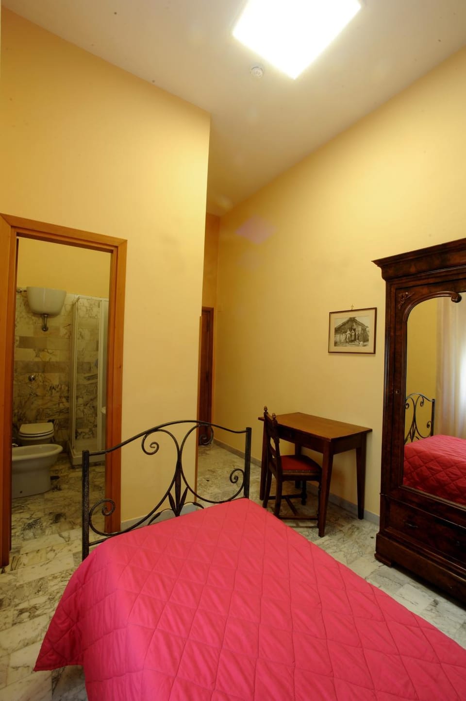 Albergo Bellavista Bed and Breakfast in Latina