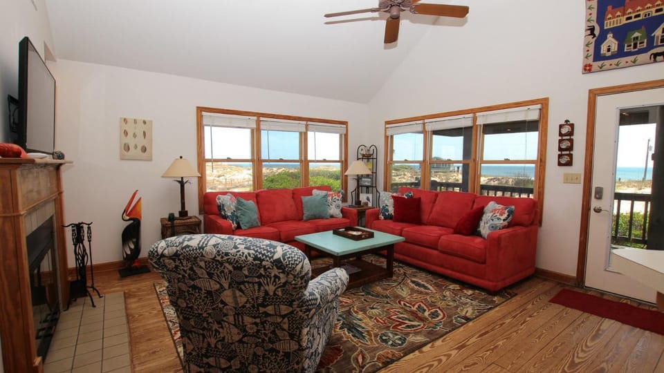 Oceanside, Ocean Views, Close to Beach, Wild Horses, 4x1613, Bayberry Dune House in Carova Beach