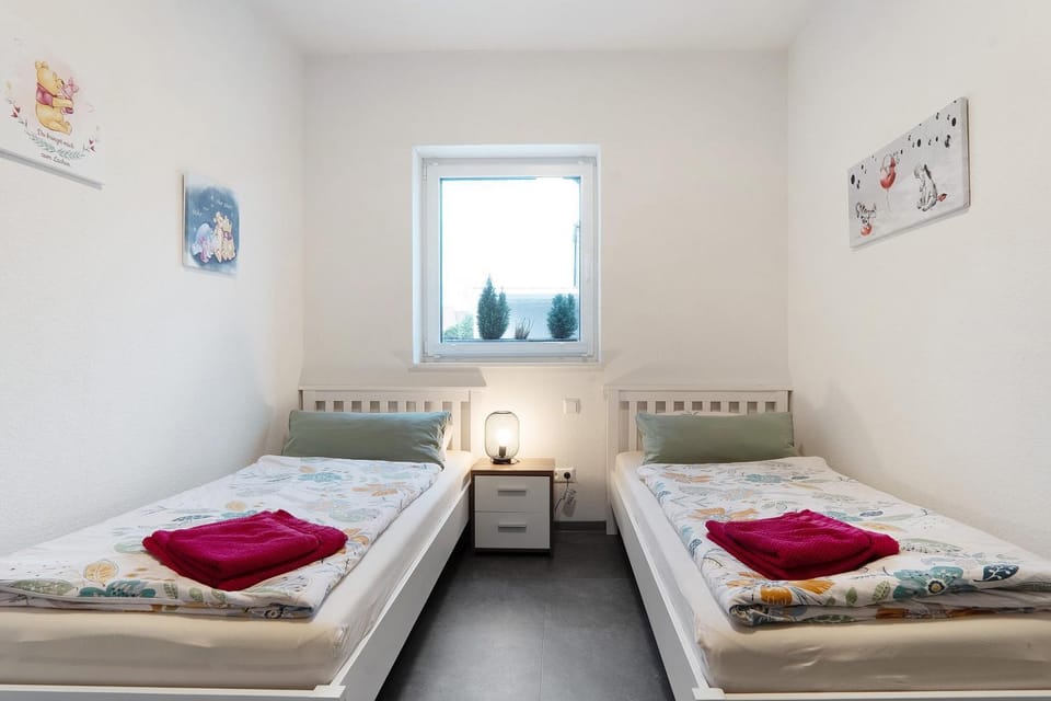 Property building, Living room, Bedroom