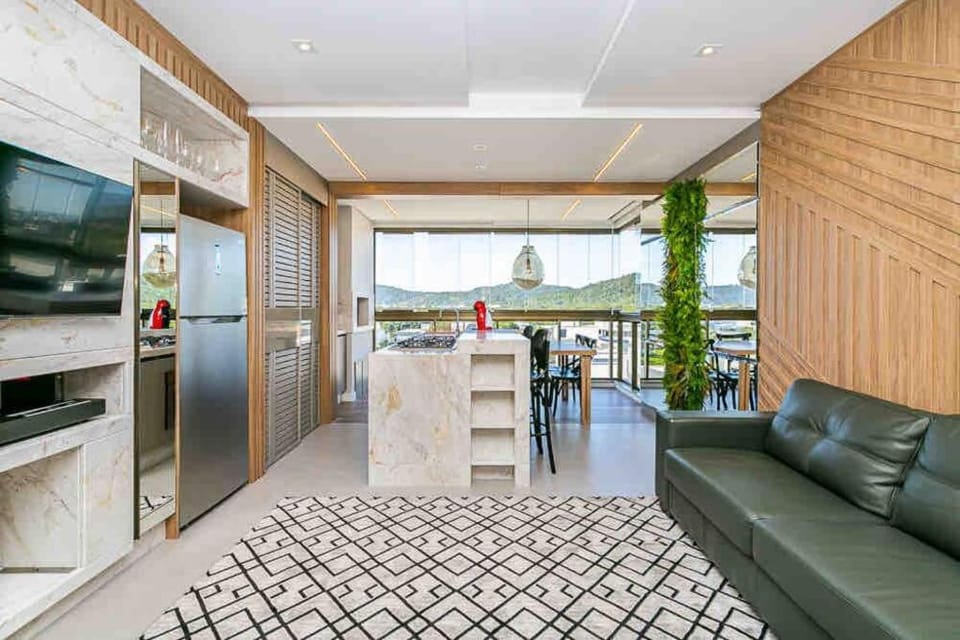Luxury at Jurerê Internacional NEW WiFi750Mbps Apartment in Florianopolis