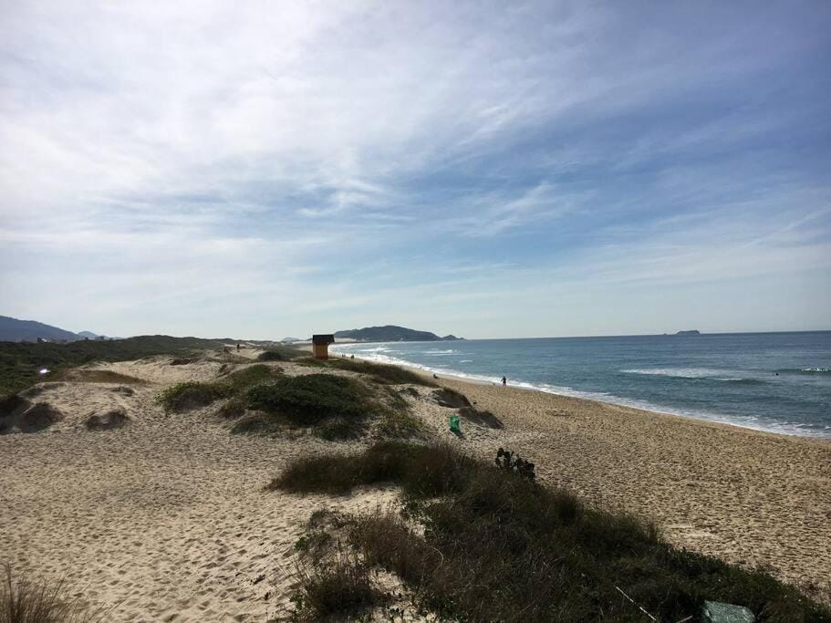 Luxury at the beach!Wi-Fi500Mpbs Apartment in Florianopolis
