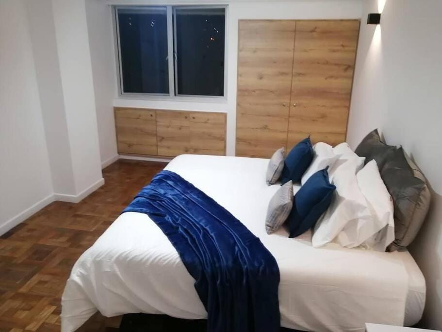 Modern apartment-1 block from El Poblado park Apartment in Medellin
