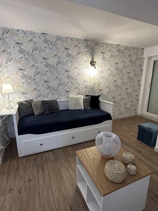 Studio lumineux en bord de mer Apartment in Brittany
