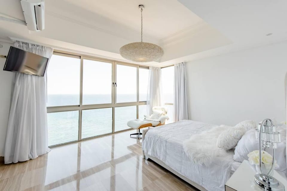 Habitación Privada con vista al mar Ámbar, Malecon Santo Domingo Apartment in Santo Domingo
