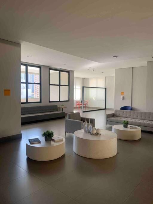 Studio moderno proximo a Av Paulista COM GARAGEM Apartment in Sao Paulo City