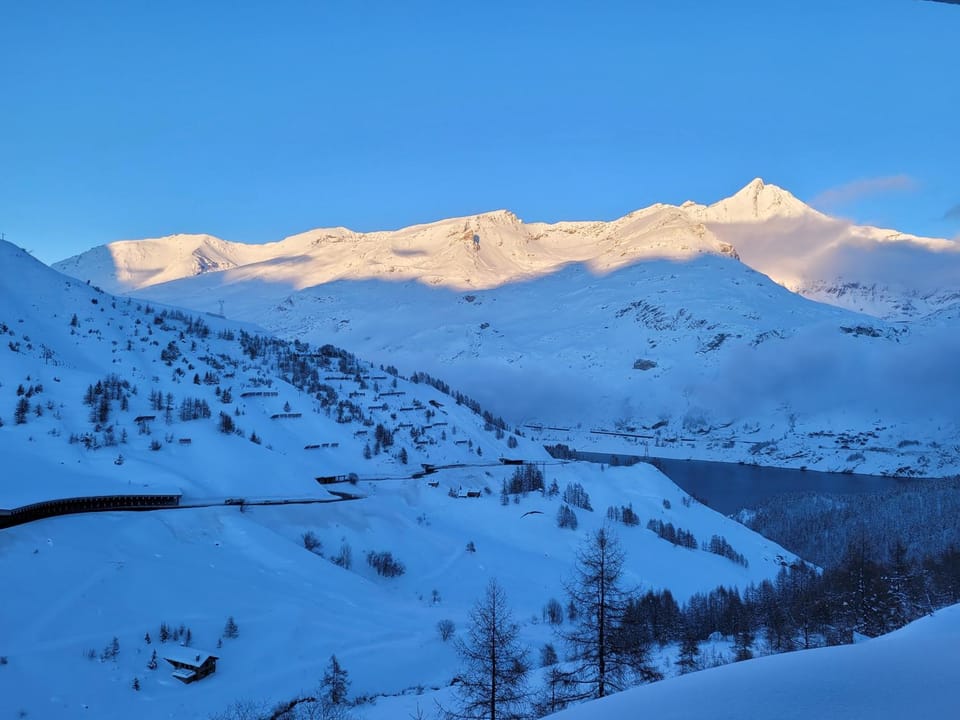 Lake view, Mountain view, River view