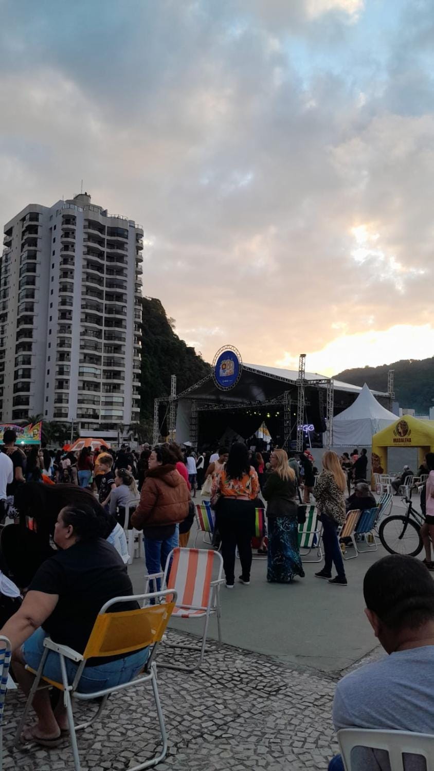 Day, People, Natural landscape, Sunset