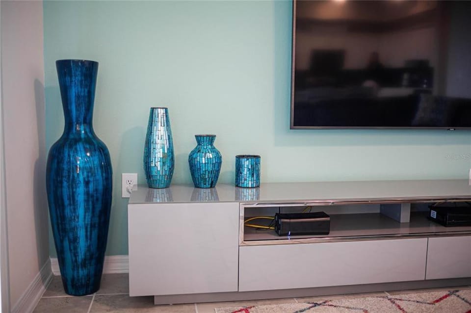The Epic Miami Supreme Storey Lake Apartment in Kissimmee