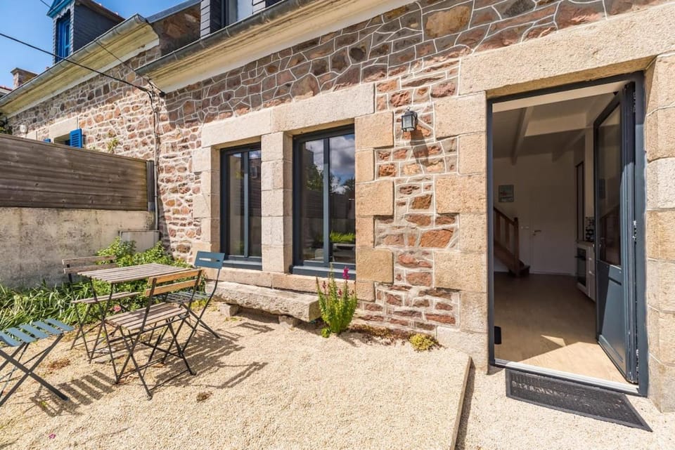 Paradis côtier - Maison vue mer à Loguivy Bed and Breakfast in Brittany