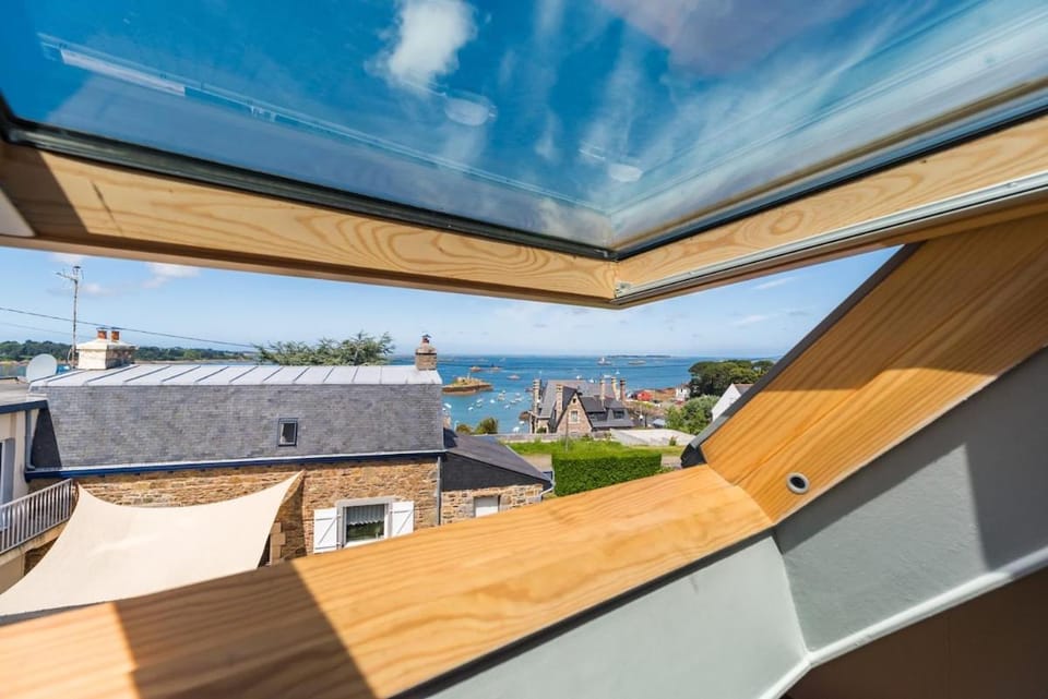 Paradis côtier - Maison vue mer à Loguivy Bed and Breakfast in Brittany