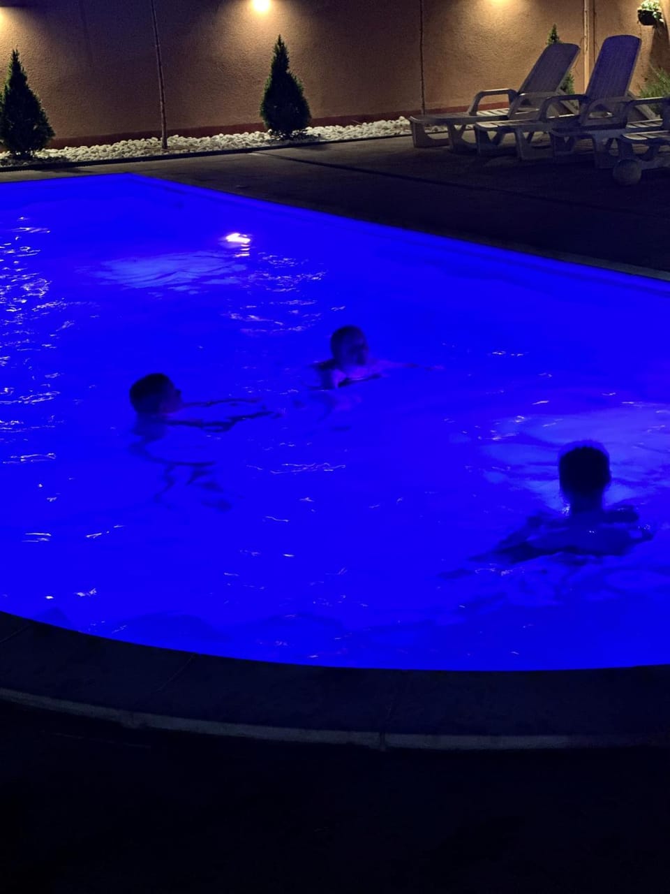 Swimming pool, Entertainment