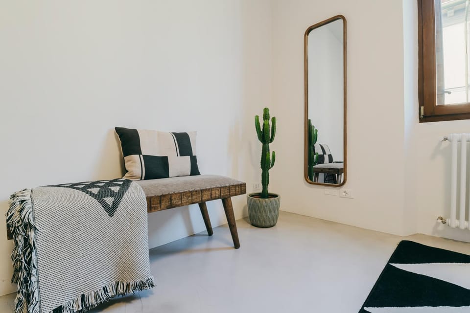 Porta Venezia-Exclusive Design Apartment-2 Rooms Apartment in Milan