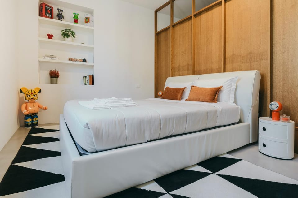 Porta Venezia-Exclusive Design Apartment-2 Rooms Apartment in Milan