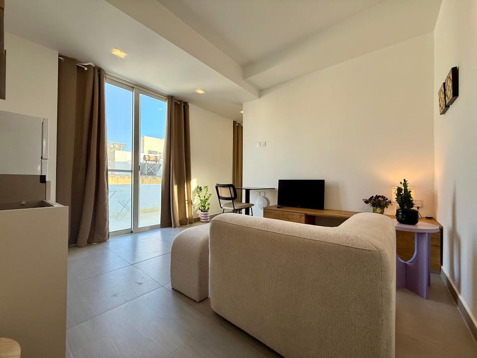People & Places Hostel in Sliema
