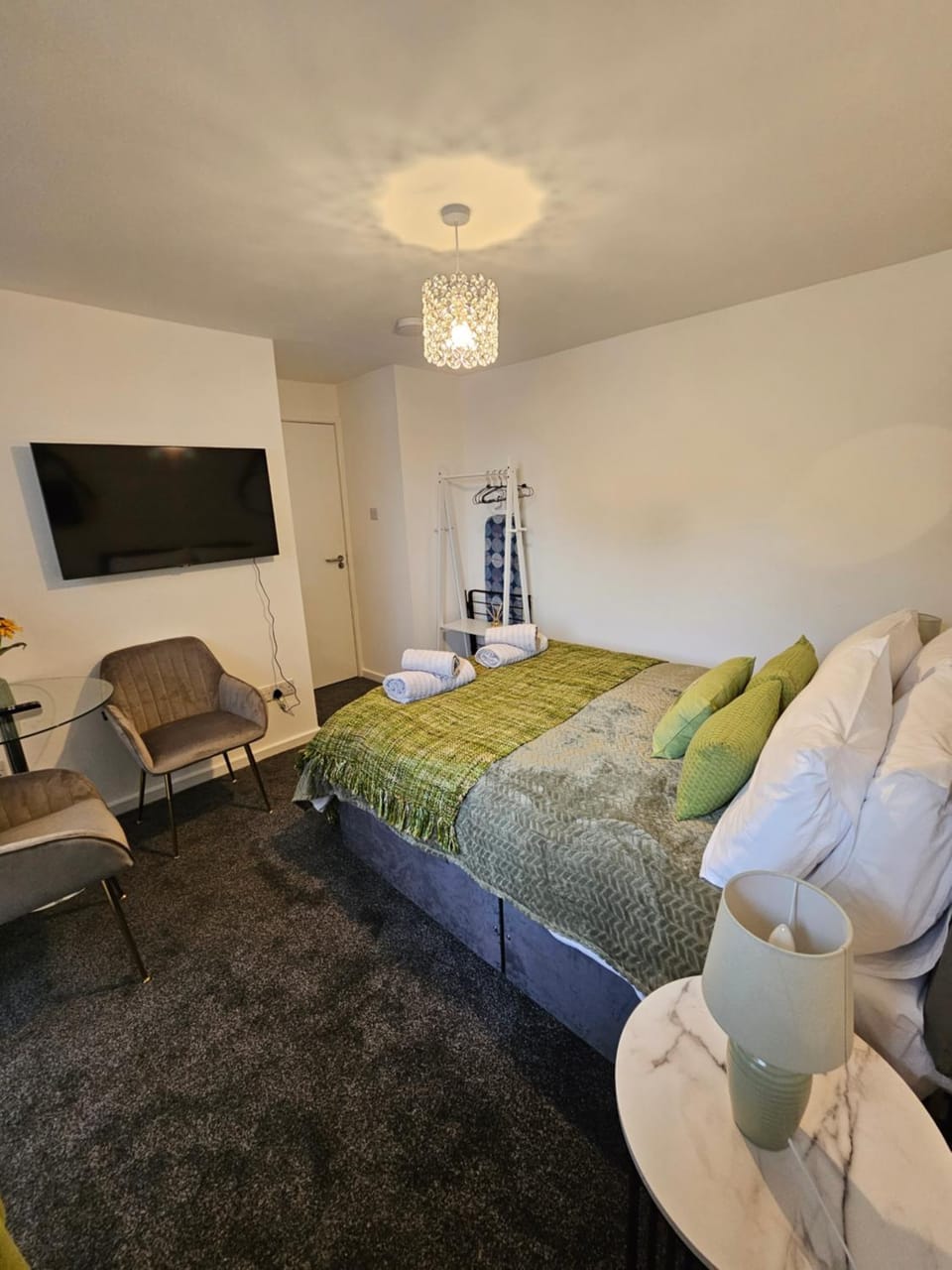 Luxury Studio Stevenage Apartment in Stevenage