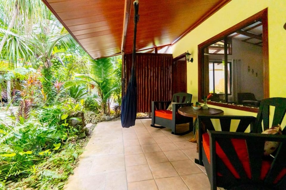 Garden, View (from property/room), Balcony/Terrace, Seating area, Garden view