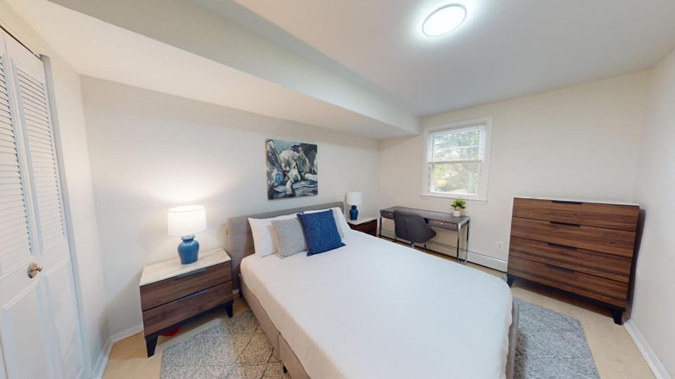 Pine Brook 804 I Pool Gym I Free Parking ! Apartment in Delaware