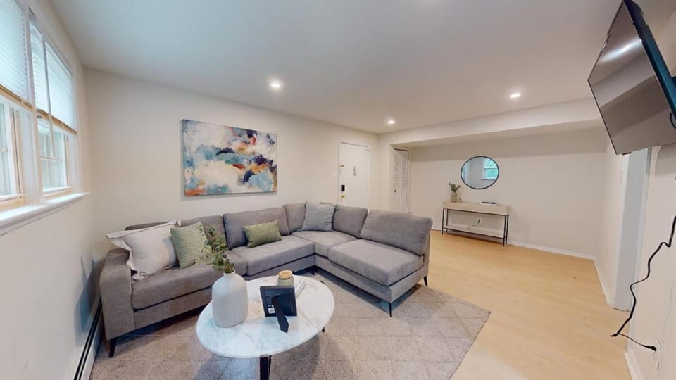 Pine Brook 804 I Pool Gym I Free Parking ! Apartment in Delaware