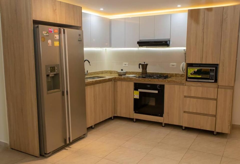 Kitchen or kitchenette, minibar, pet friendly, stove