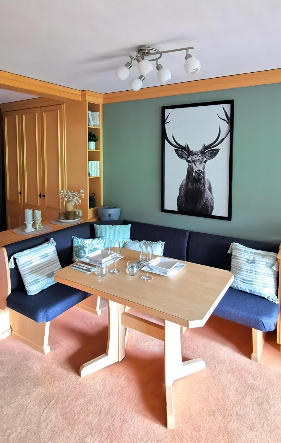 Living room, Seating area, Dining area