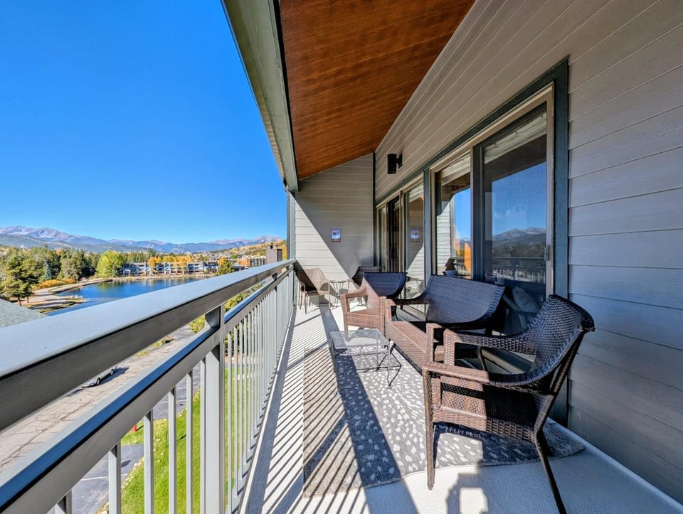Montezuma 1766 by SummitCove Lodging in Colorado House in Keystone