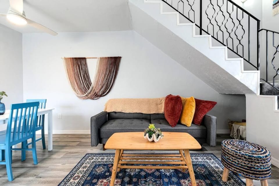 Mia Airport 1b Apt with desk Virg 9 Apartment in Miami Springs