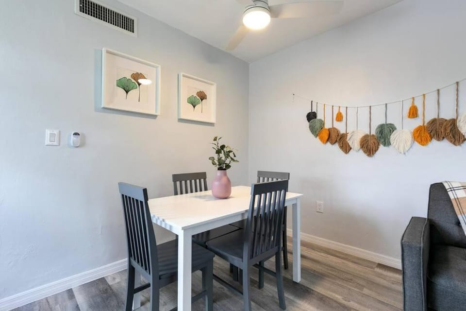 Central 1b apt Next to Airport Virg 12 Apartment in Miami Springs
