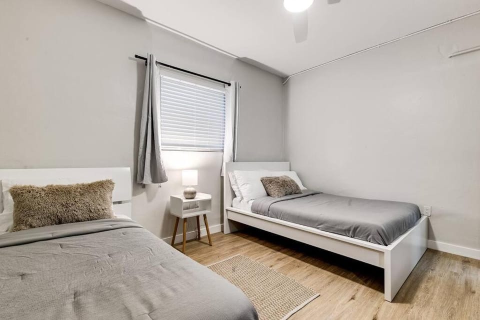 Roomy 2 BR near Miami Airport Virg 7 Apartment in Miami Springs