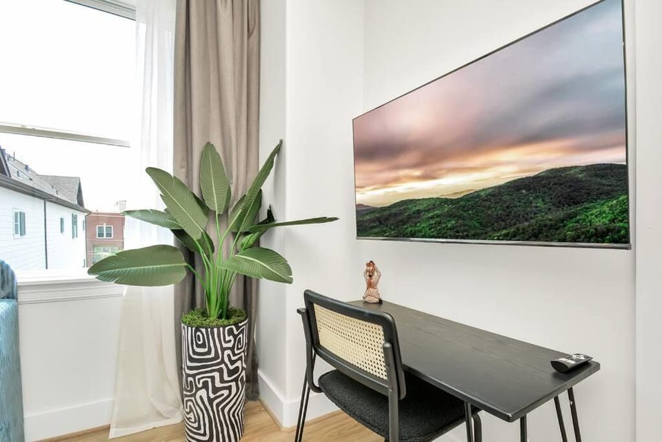 TV and multimedia, Decorative detail