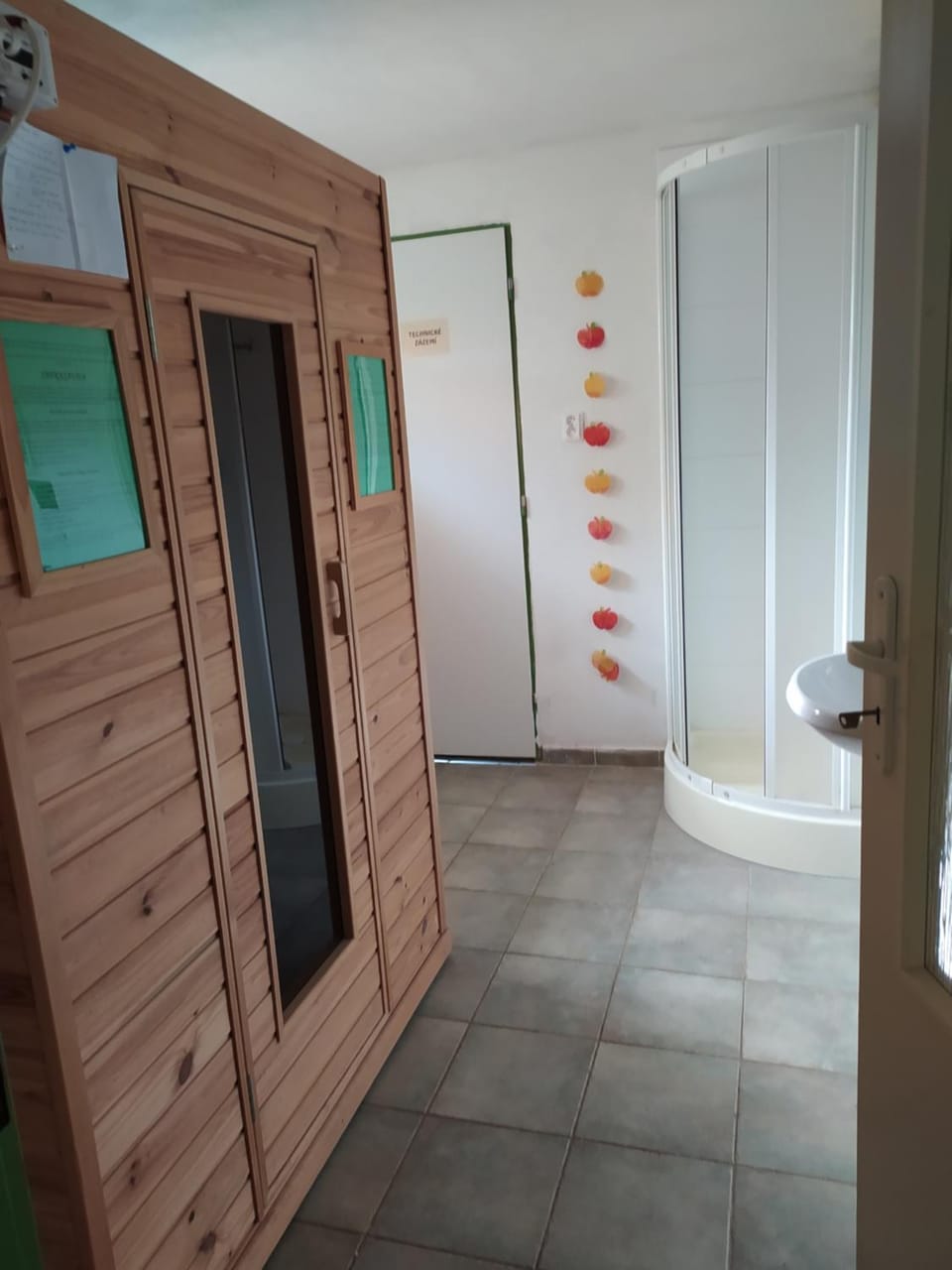 Shower, Bathroom, View (from property/room), Breakfast