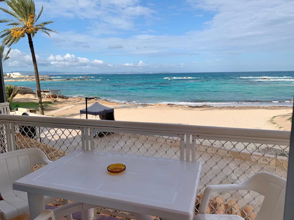 View (from property/room), Balcony/Terrace