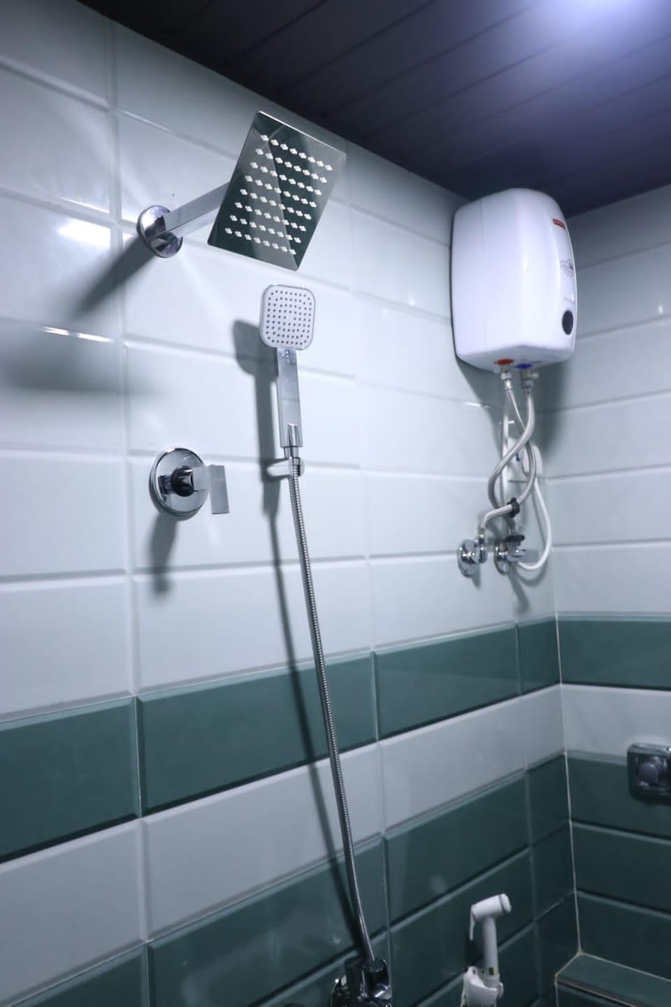 Dormitory Inn MIDC Hostel in Mumbai