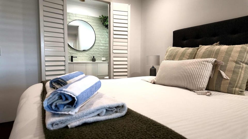 Large Noosaville Gem - Off Gympie Terrace Apartment in Noosaville