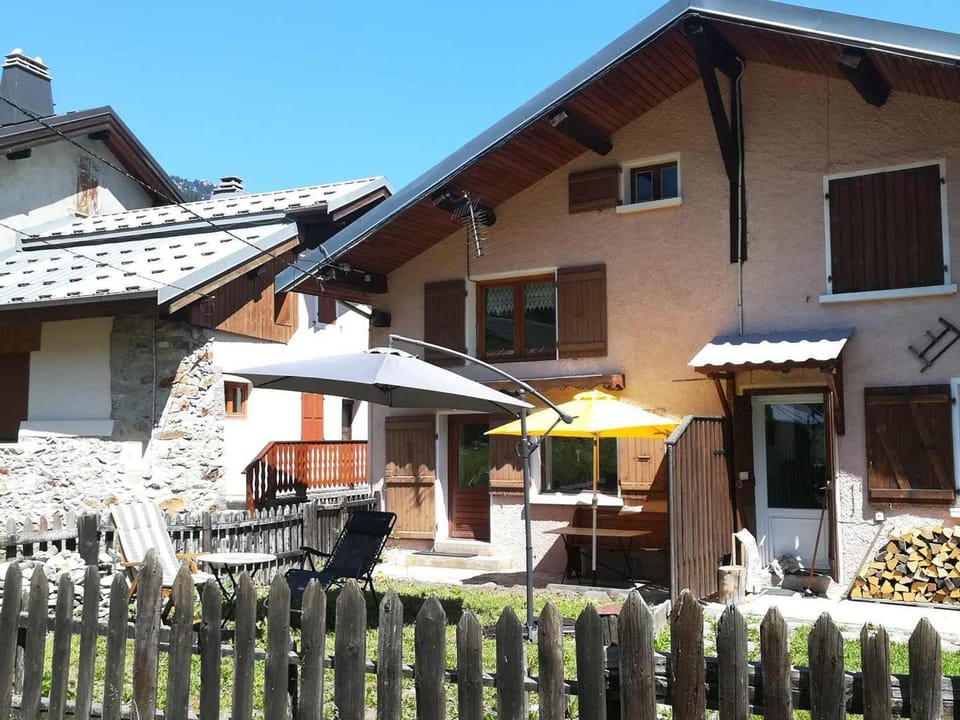 Chalet Mitoyen avec Jardinet, 2 Chambres, Animaux Acceptés - FR-1-464-219 Chalet in Pralognan-la-Vanoise
