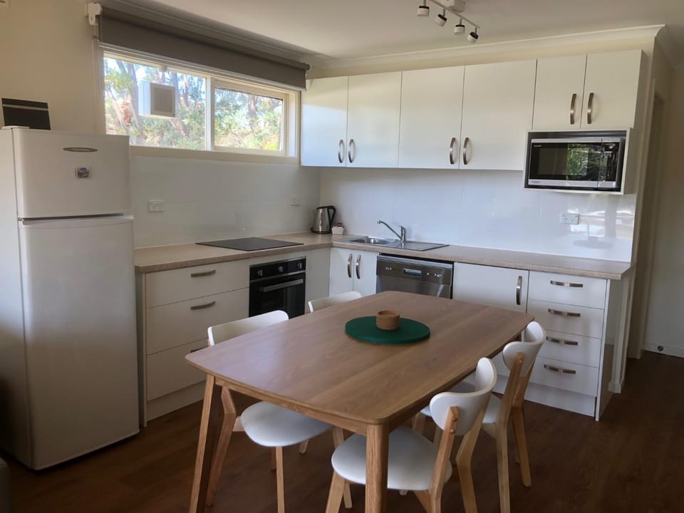 Unit 13 Buckland Drive, Mallacoota Apartment in Mallacoota