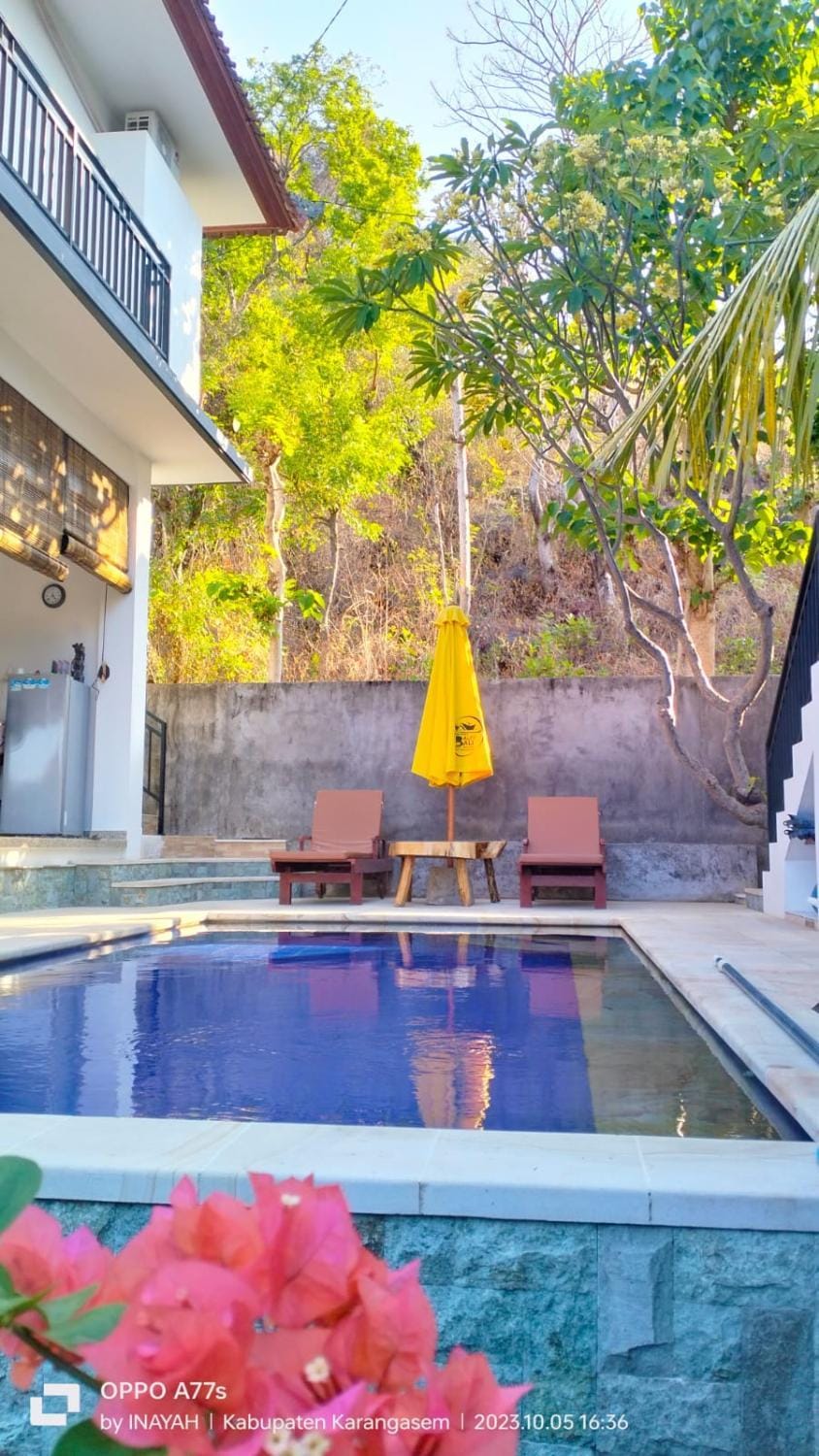 Property building, Swimming pool