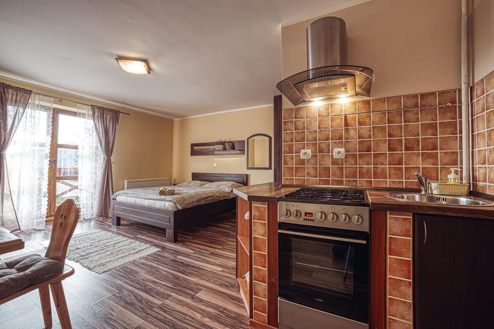Kitchen or kitchenette, Photo of the whole room