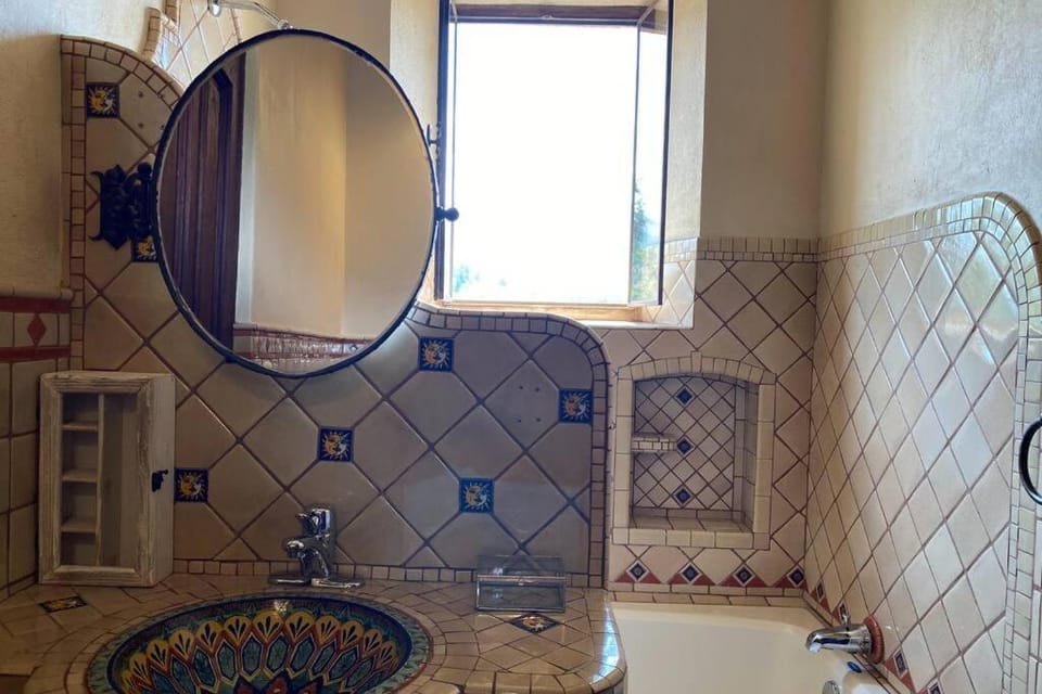 Casa Barranqueña House in Guanajuato