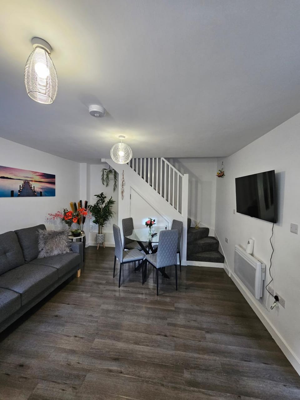 Luxury one bedroom maisonette with extra connected bedroom in Stevenage centre Apartment in Stevenage