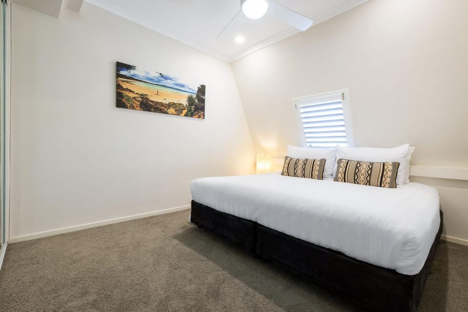 Byron Bay Beachfront Holiday Apartments Penthouse 10 Apartment in Byron Bay