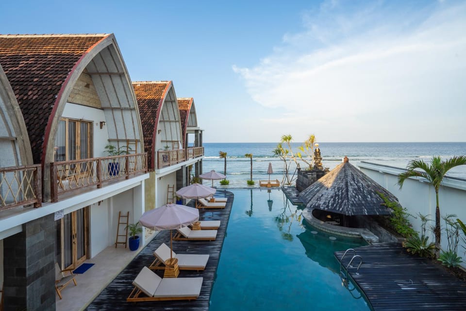Property building, Swimming pool