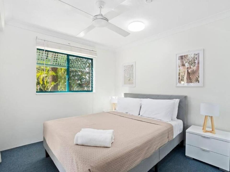 Central 1B Apartment in the Heart of Broadbeach! - Hosted by Coastal Letting Co. Apartment in Gold Coast