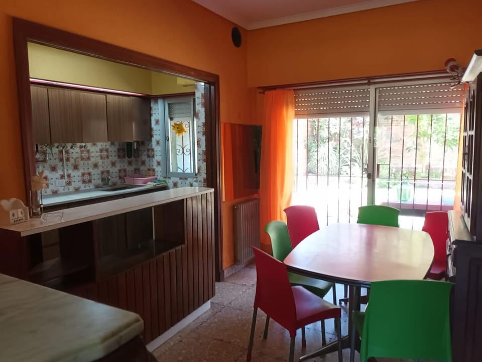 Dining area, Communal kitchen
